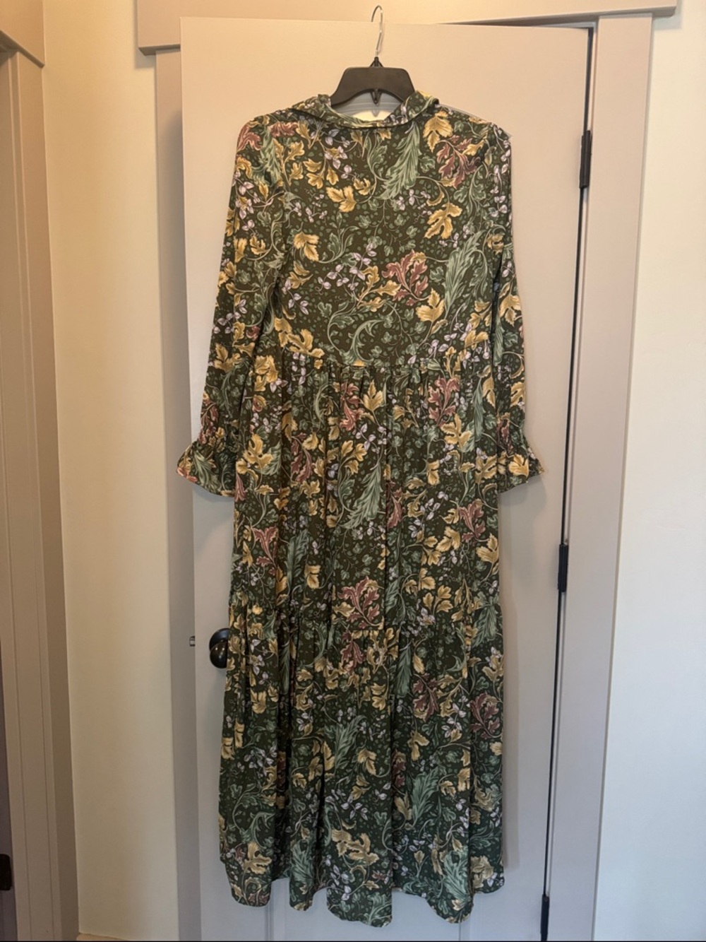bohme Olive Green Floral Tiered Maxi Dress size small. Worn twice, like new. - Picture 6 of 6